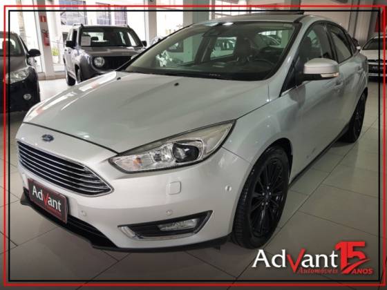 FORD FOCUS 2.0 TITANIUM PLUS FASTBACK 16V FLEX 4P POWERSHIFT FORD FOCUS 2.0 TITANIUM PLUS FASTBACK 16V FLEX 4P POWERSHIFT